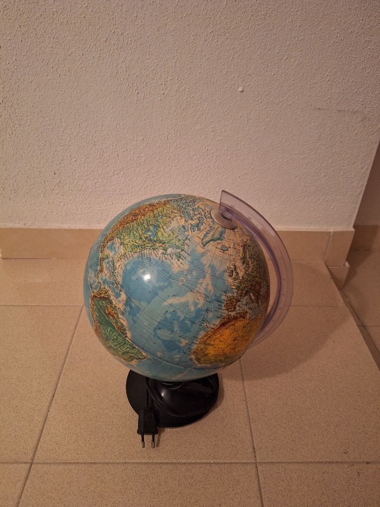 Globo com iluminação