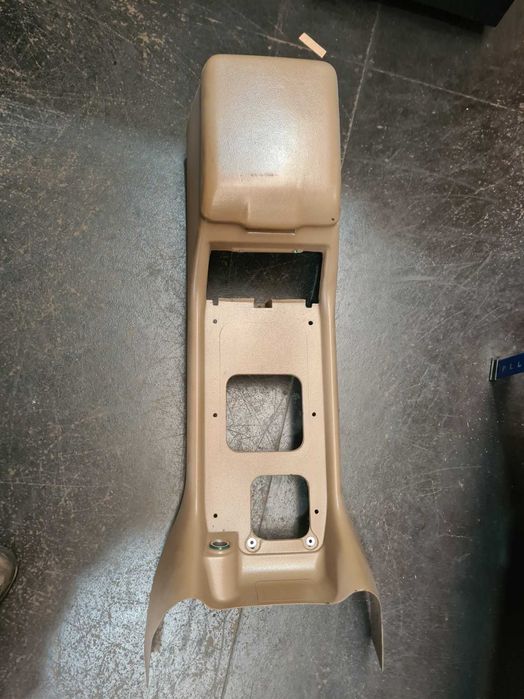 CONSOLA CENTRA RANGE ROVER CLASSIC FIBRA USADA