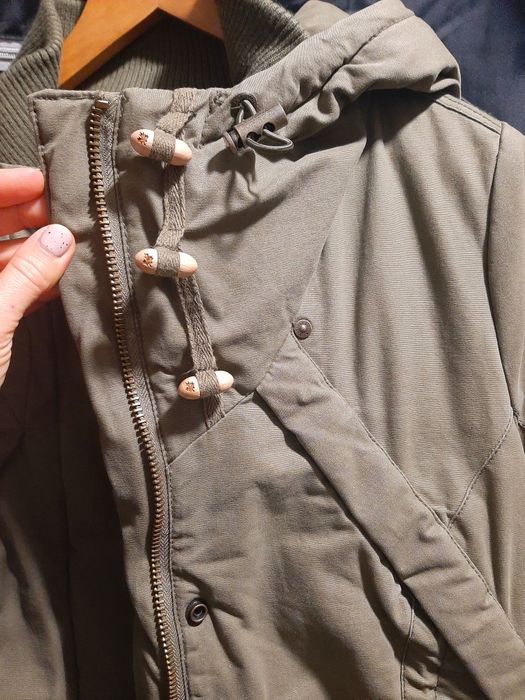 r. S kurtka parka Khujo, kolor khaki (zielona)