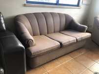 Sofa cama como novo e 2 poltronas