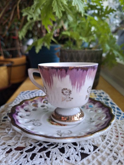 Piękna porcelanowa filiżanka