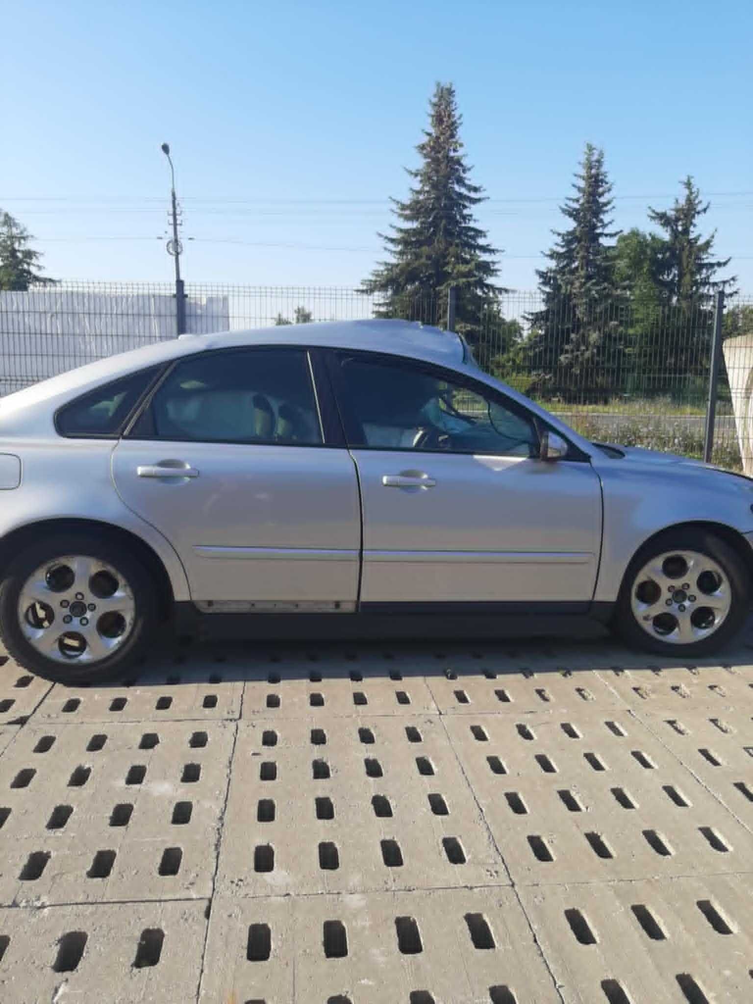 Volvo s40 2005r 1.6 hdi  uszkodzone
