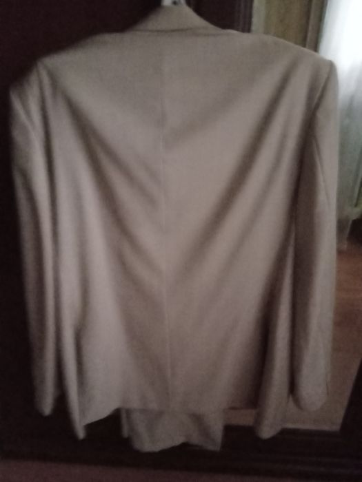 Чоловічий костюм