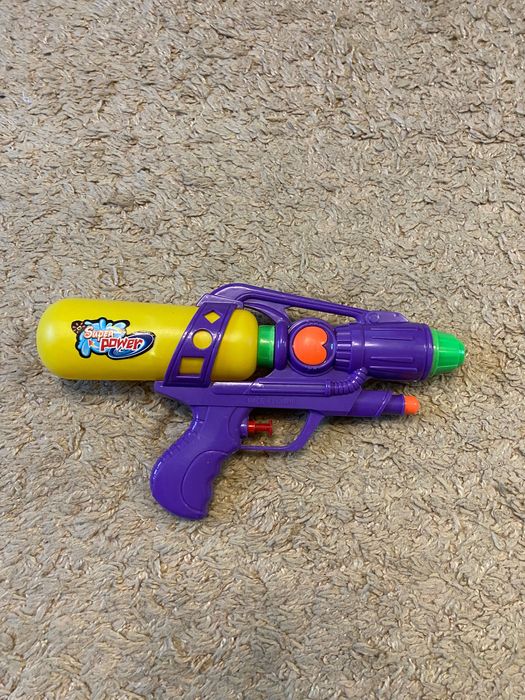 Продам, дитячий водяний пістолет