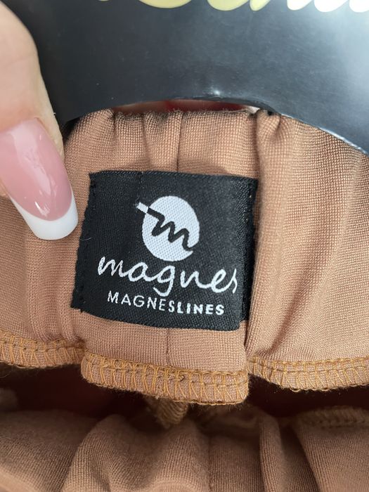 Nowe spodnie dresowe Polskiej firmy Magnes, rozmiar S/M małe L