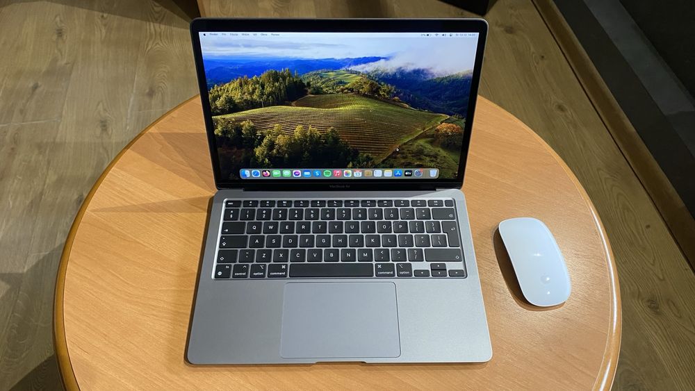 Laptop MacBook Air M1 - super stan