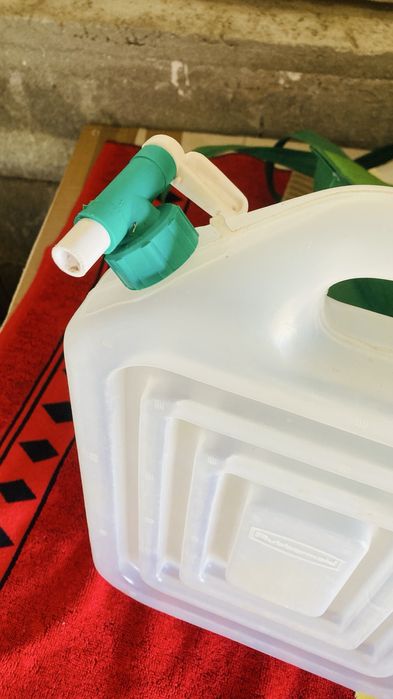 Reservatorio plastico 5 lt