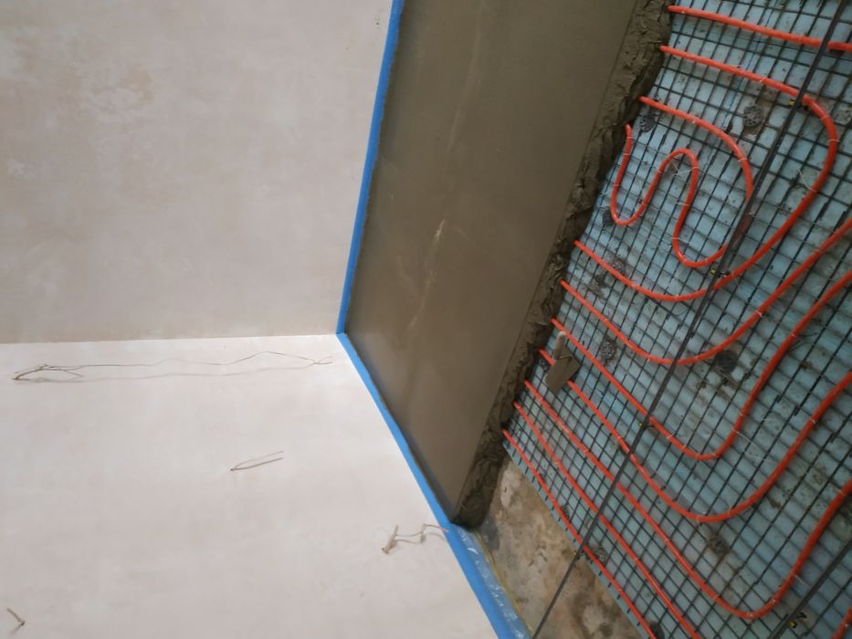 Стяжка пола, бетонирование.