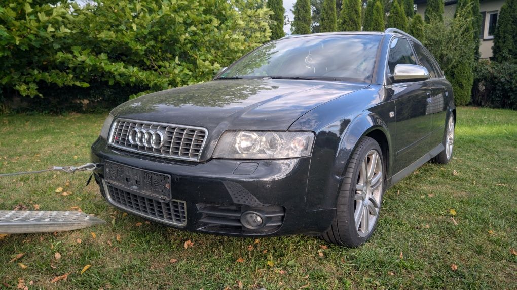 Silnik kompletny audi S4 b6 b7 4.2 V8 BBK  uszkodzony.
