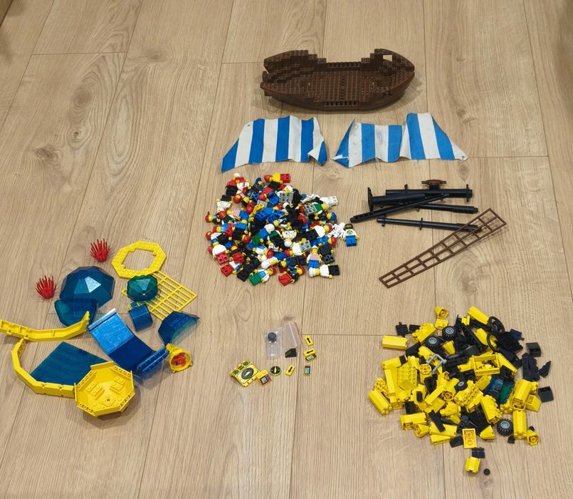 Elementy zestawów 6274, 6195, figurki lata 90