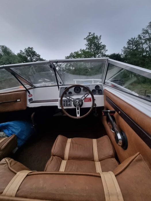 Motorówka/ łódka+ przyczepa