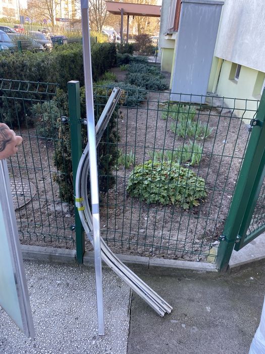 Kabina prysznicowa 90x90 półokrągła