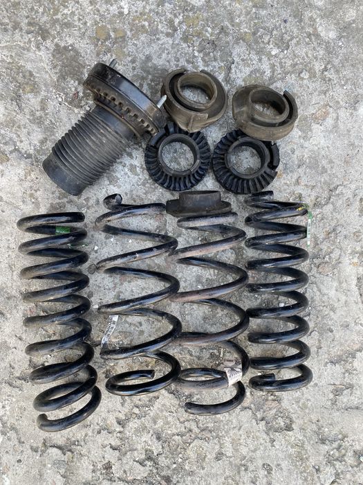 Dodge Challenger 2015-2025 Розпродаж запчастин після розбору