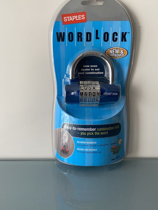 Cadeado novo na embalagem