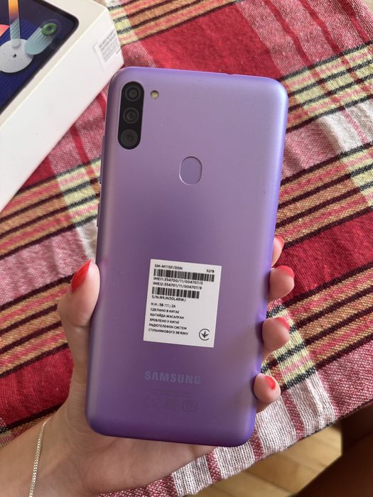 Смартфон телефон Samsung m11 3/32gb 6,4 фіолетовий