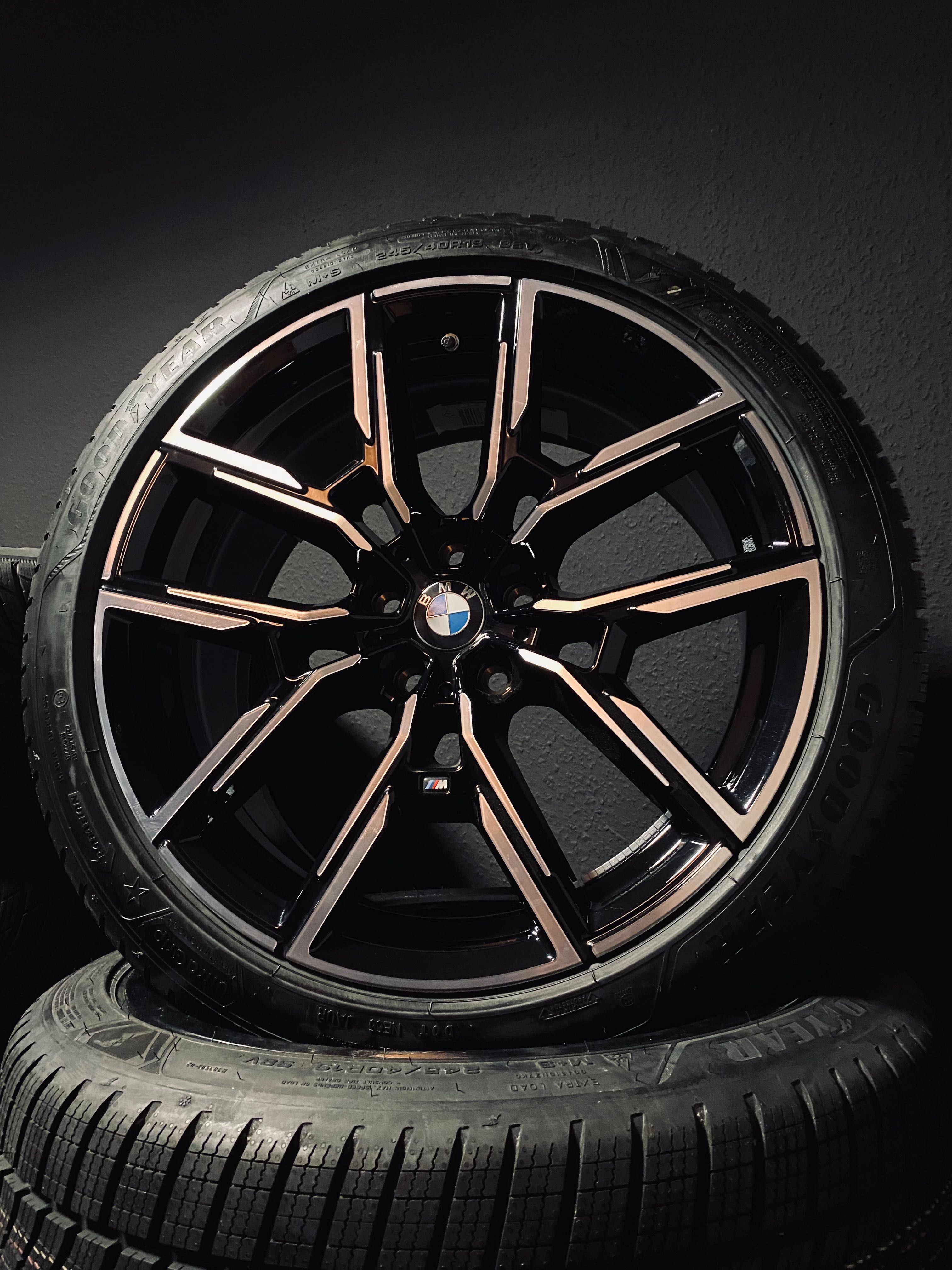 Koła zimowe 19” BMW i4 4 Gran Coupe G26 859M Y-Spoke