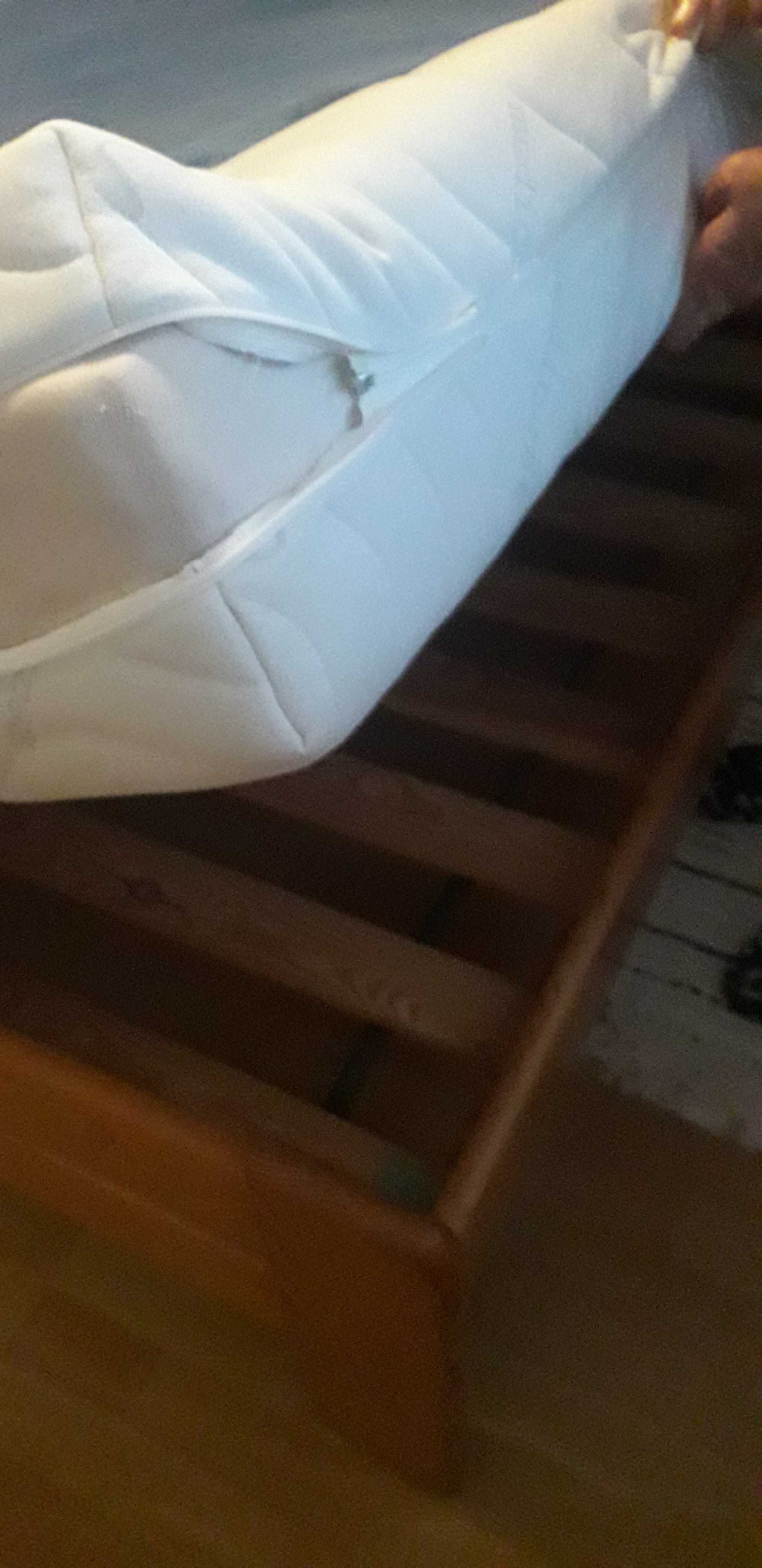 Oddam łóżko, w zamian za wniesienie nowego, na 4 piętro.