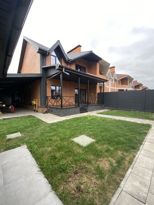 Продаж таунхауса з частковим ремонтом, Чайка