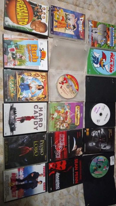 Jogos playstation 2 e DVDs