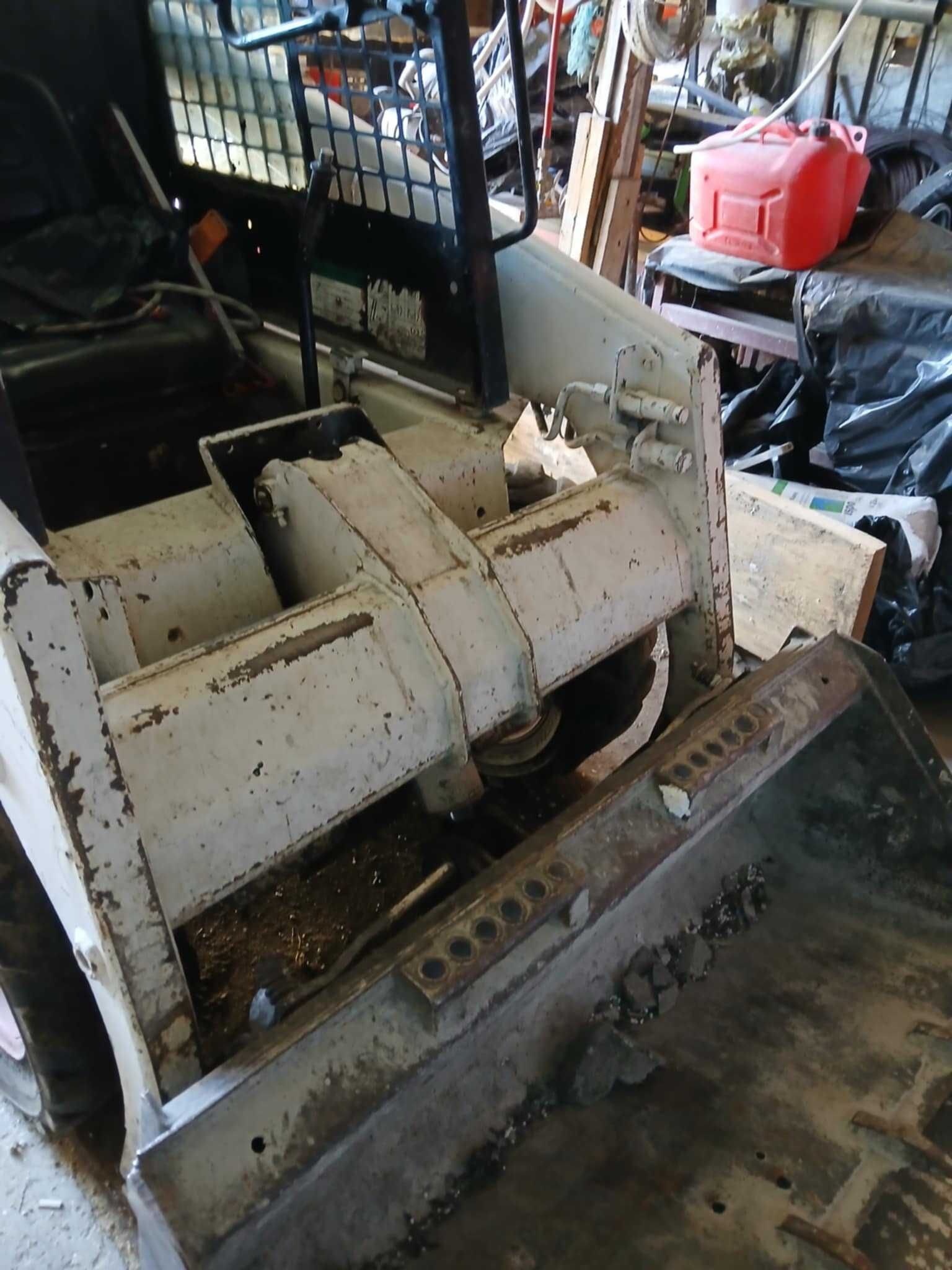 Sprzedam Bobcat S 130