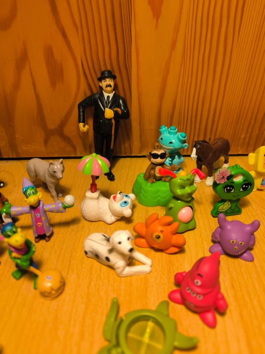 Kolekcja figurek zabawek