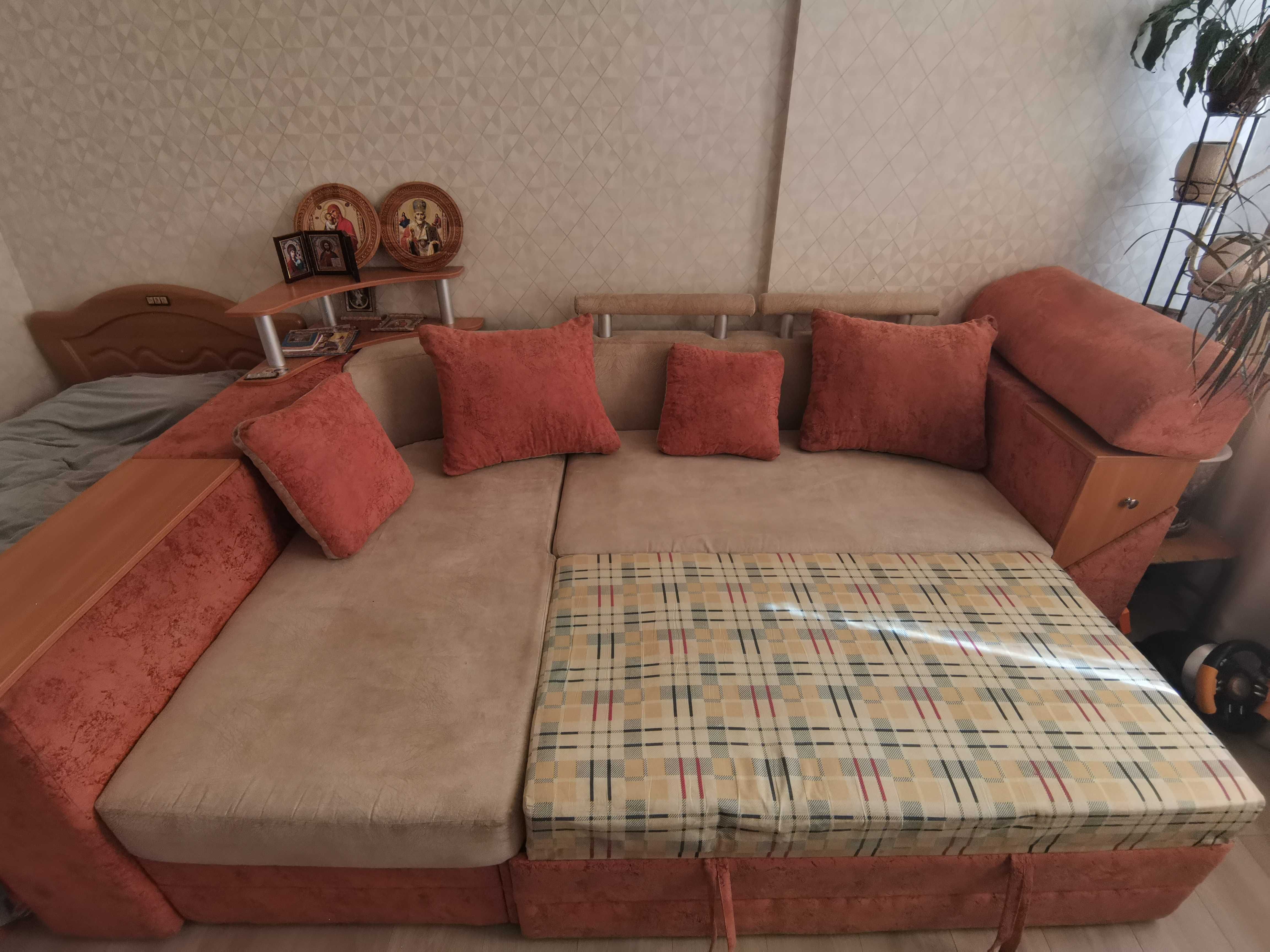 Кутовий диван Оксфорд, розкладається, з міні баром і поличкою