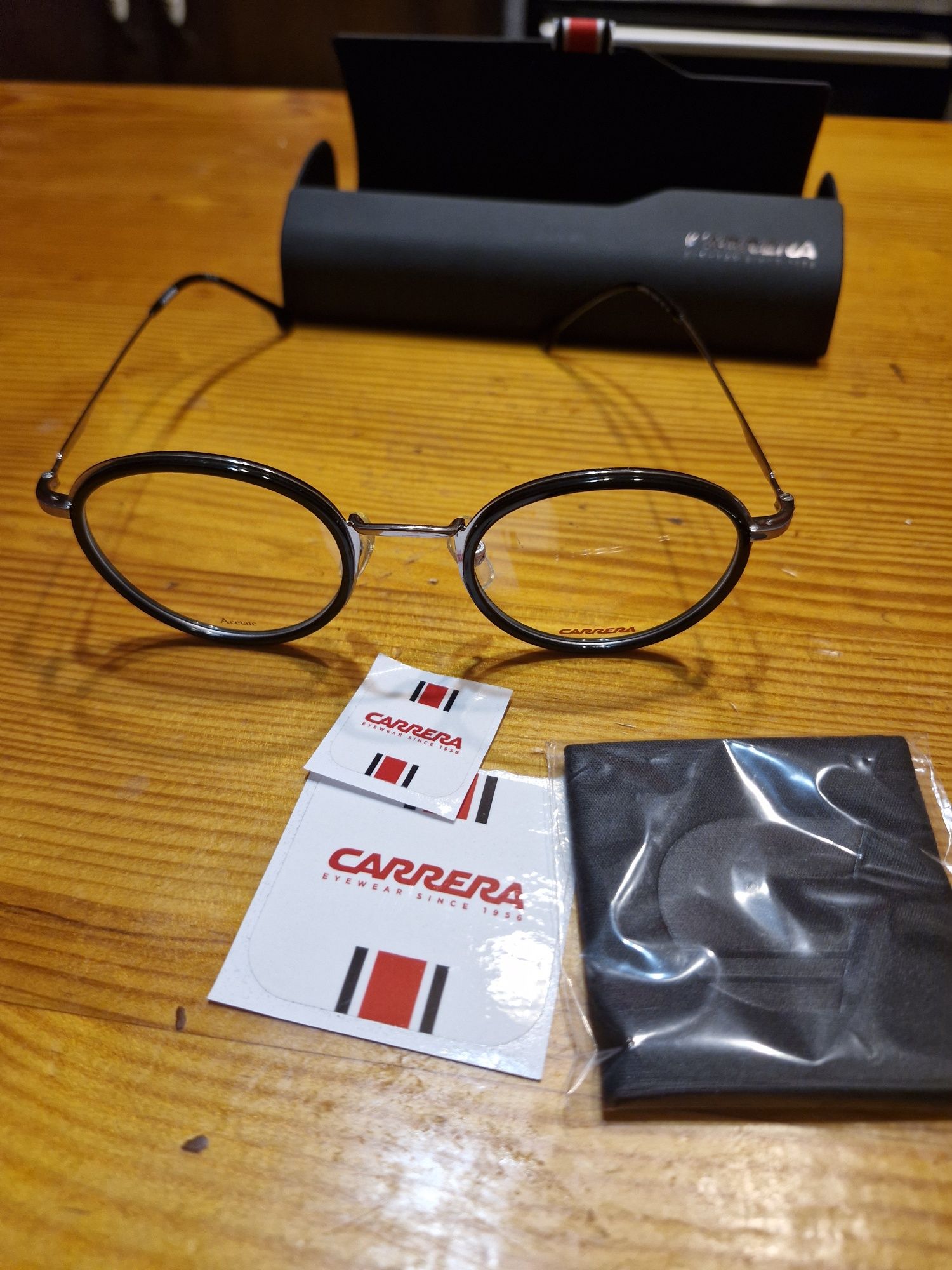 Oprawki Carrera nowe