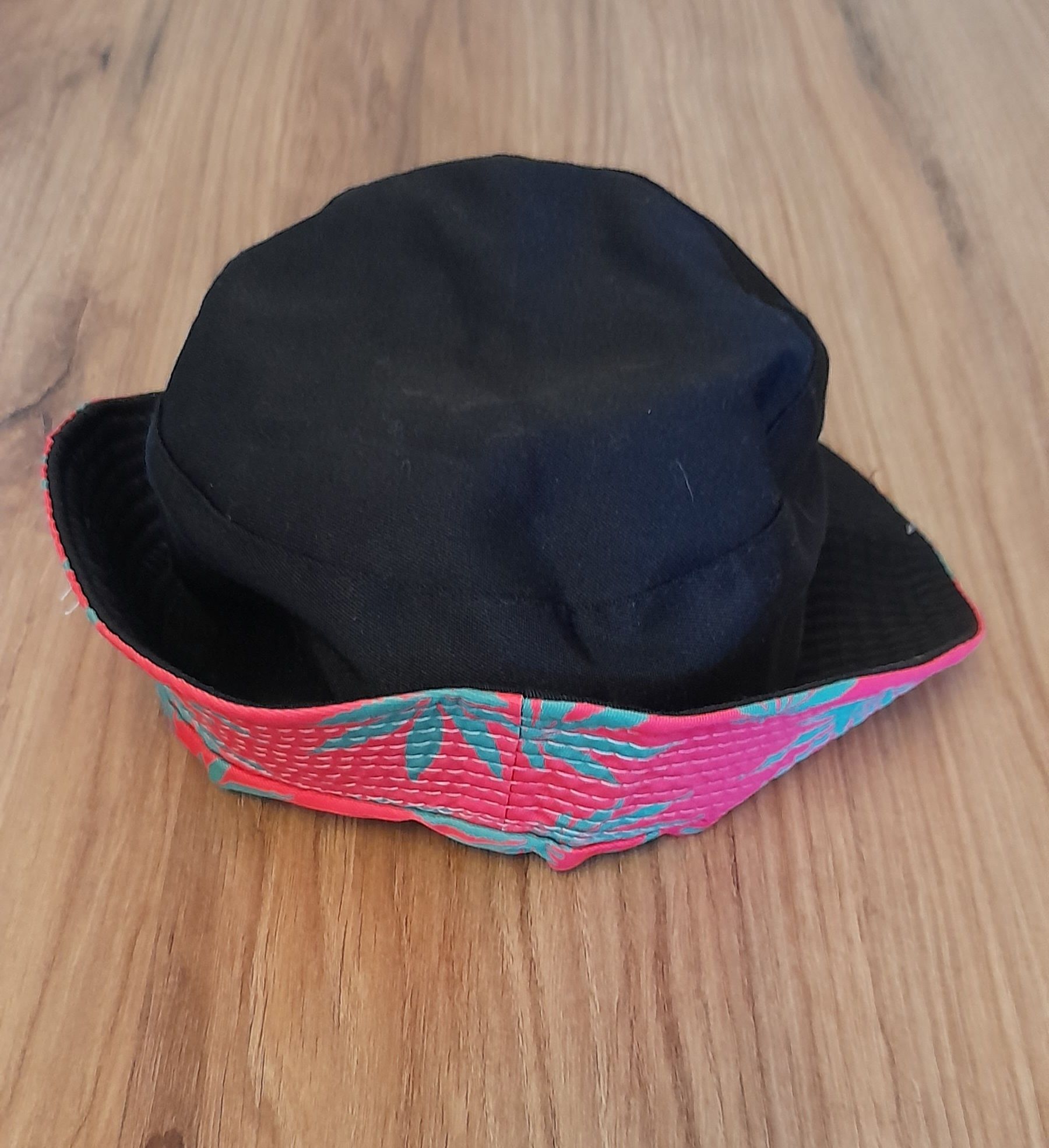 Dwustronna czapka, kapelusz bucket hat