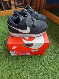 Sneakersy na rzepy Nike Md Runner II r 23,5