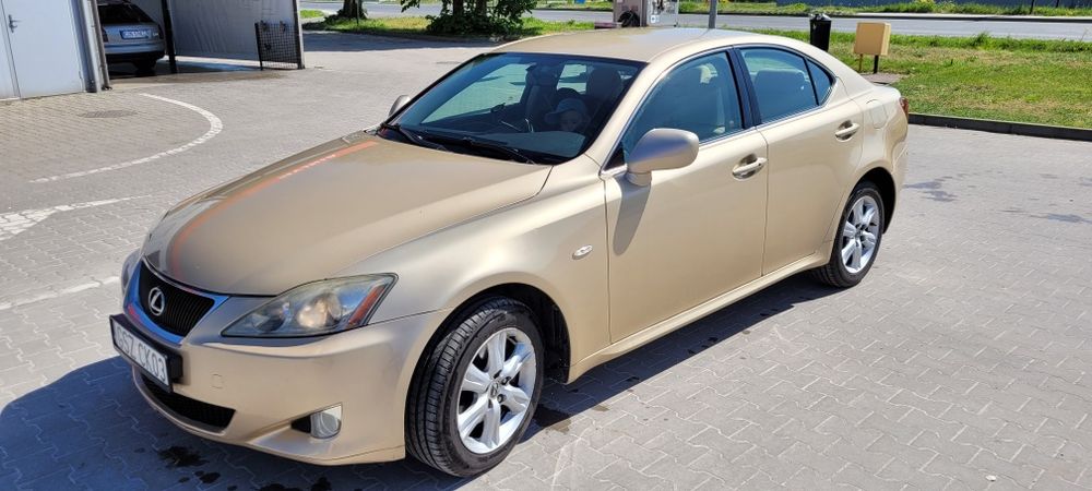 Sprzedam LEXUSA lub zamienię