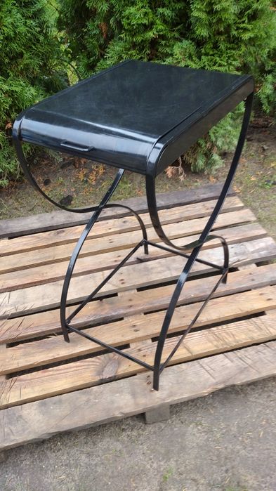 stolik boczny biórko stolik pomocniczy stalowy designerski