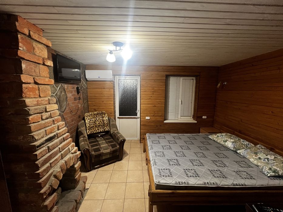 Кімнати/Житло подобово в Орлівщині