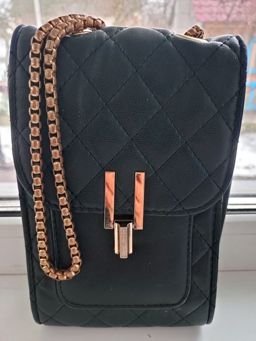 Мініатюрна сумочка в гарному стані