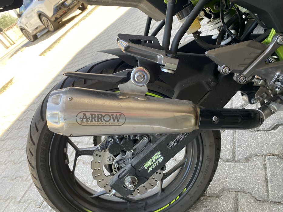Moto Kawasaki Z125