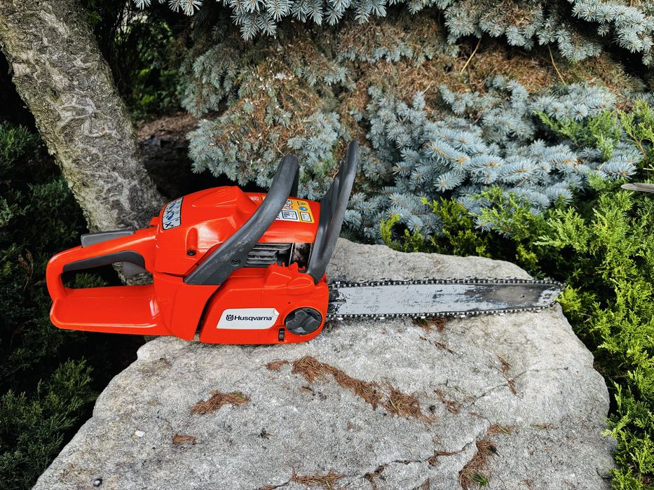 Piła pilarka spalinowa Husqvarna 240 2KM ładna/100% sprawna