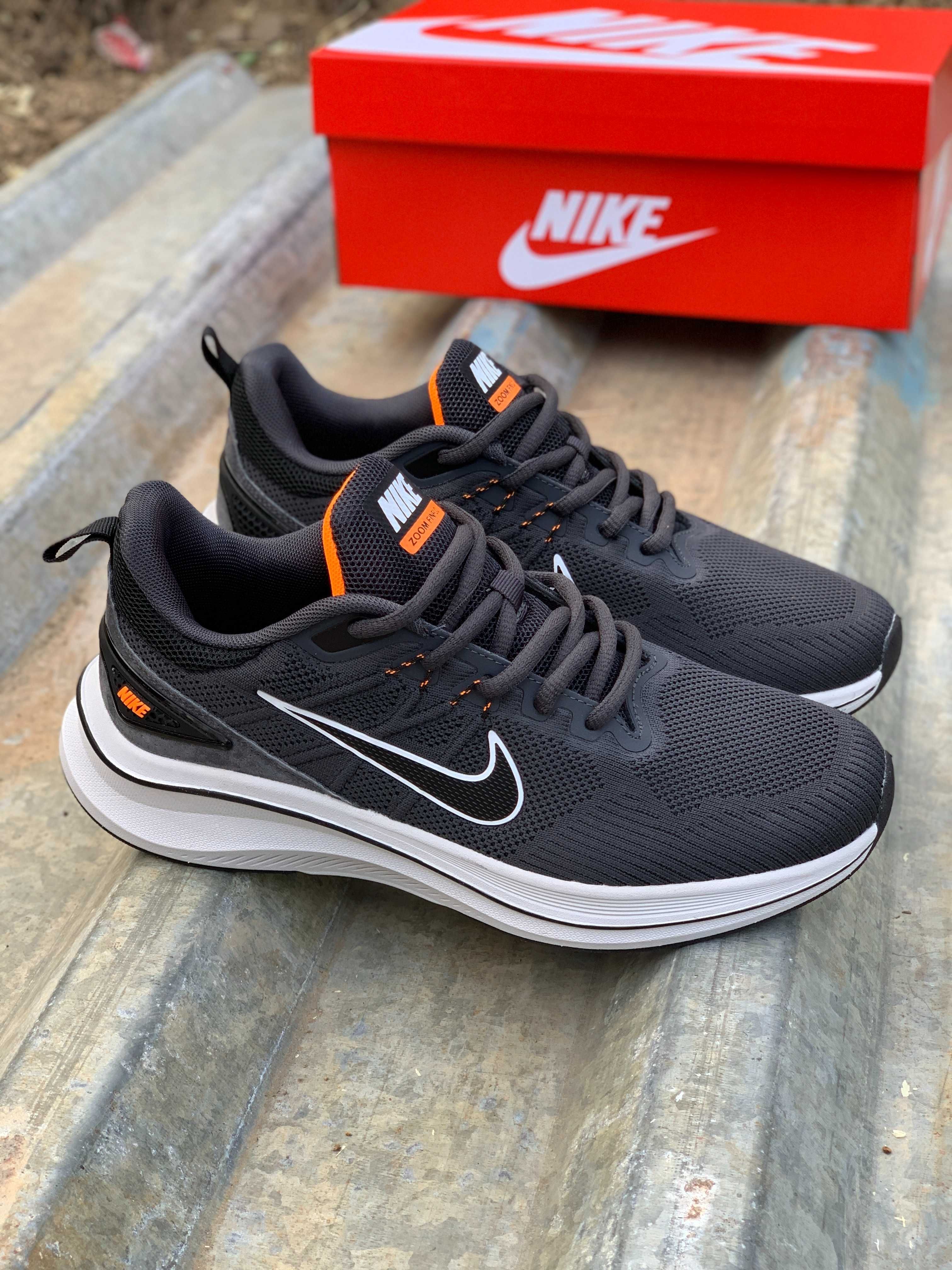 Мужские кроссовки Nike Zoom Winflo (40-45) черные-белые