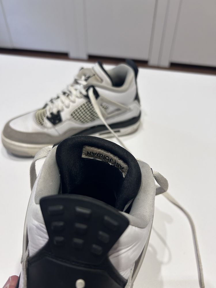 Buty Air Jordan 4 Retro rozm 38,5