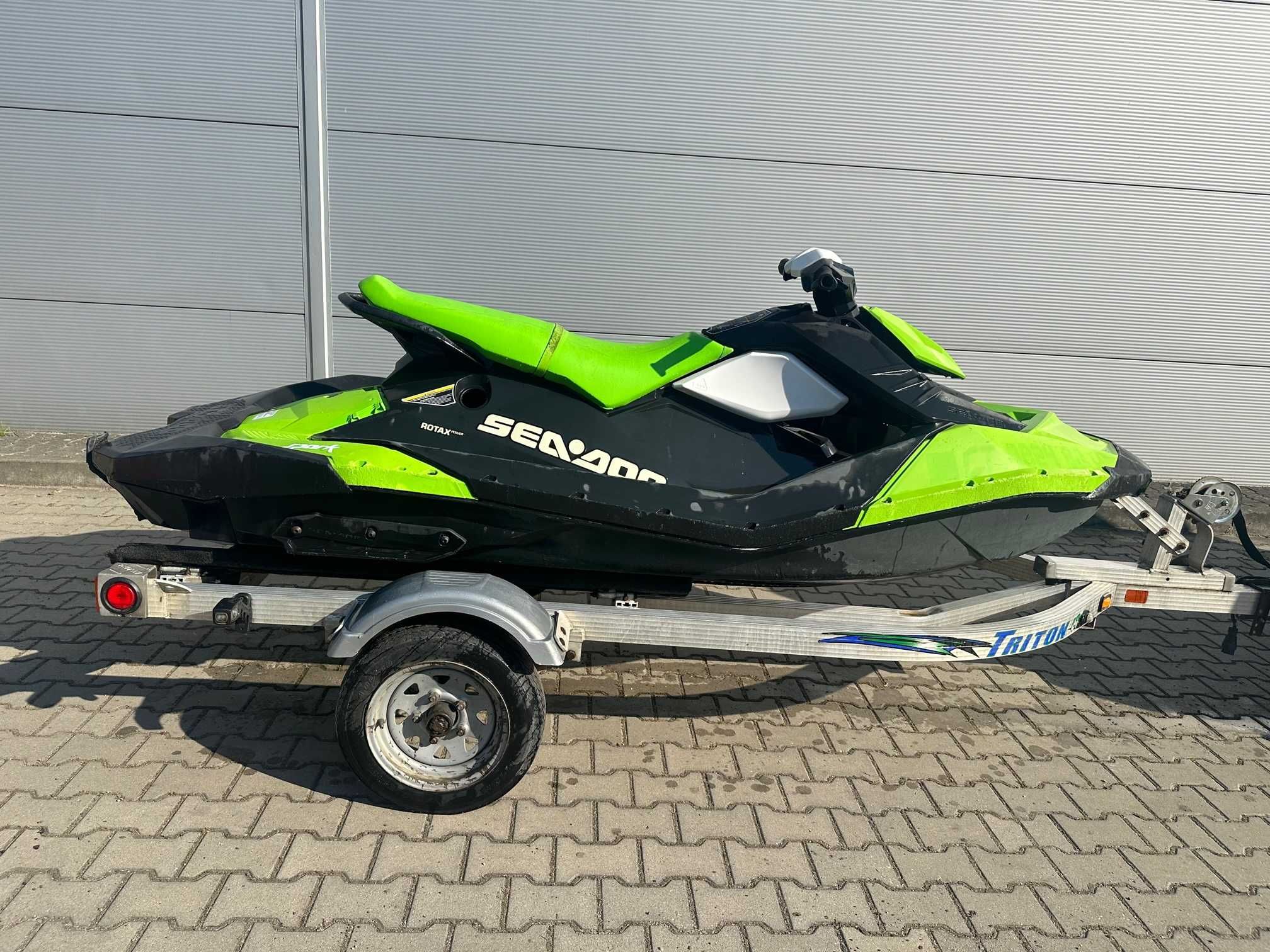 Seadoo sea doo SPARK 3UP kadłub komplenty !!