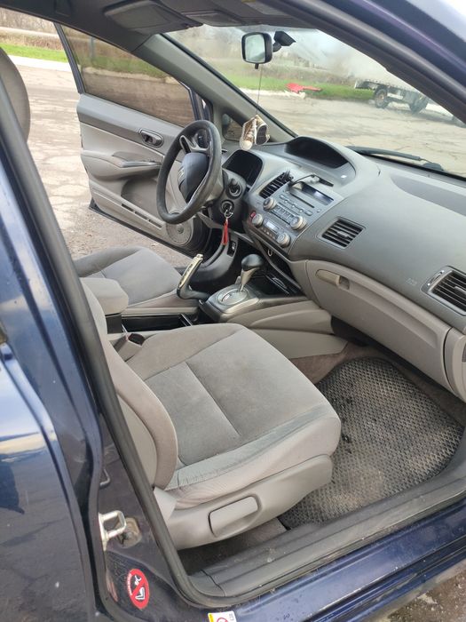 Продам Хонду Сивик 4д