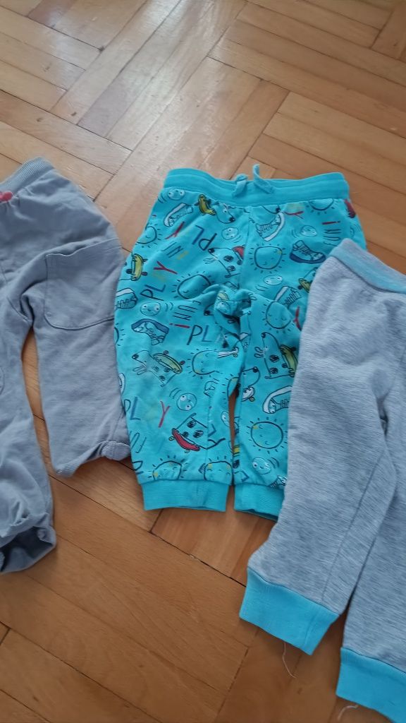 Spodnie dresowe dla chłopca rozmiar 86 zestaw