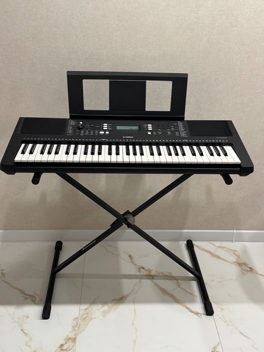 Синтезатор Yamaha psr-e373