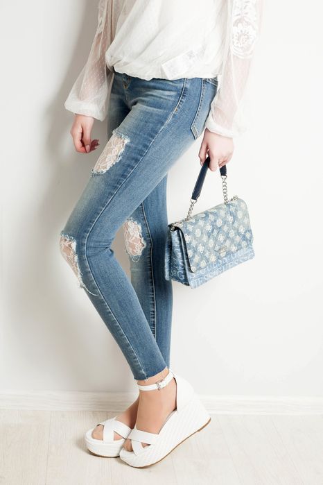 GUESS оригинал. Новые женские джинсы голубые светлые синие 24 25 XS S