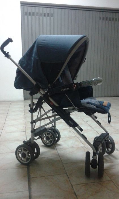 Carrinho de Passeio Bebécar