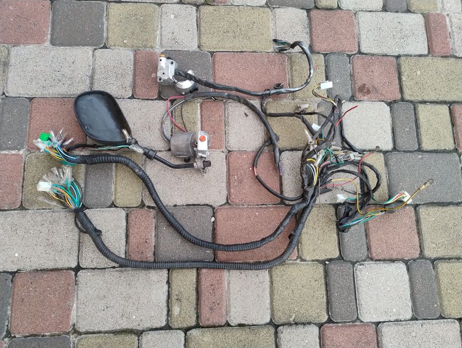 Пульти, 2 центральних коси на мопед дельта