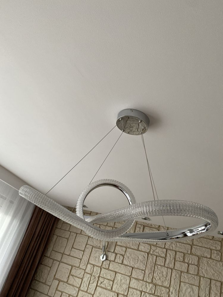 Lampa sufitowa wisząca LED