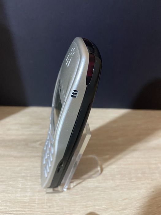 Мобильный телефон Nokia 6210