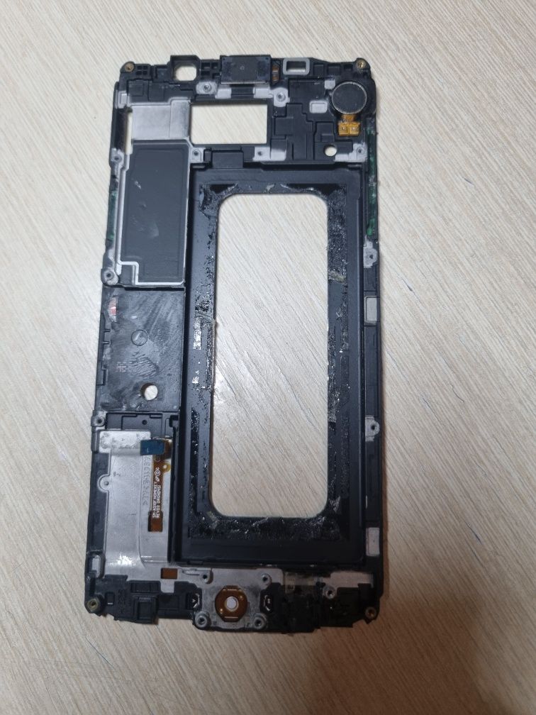 Корпус, рамка, панель Samsung A5 2016  A510F запчастини