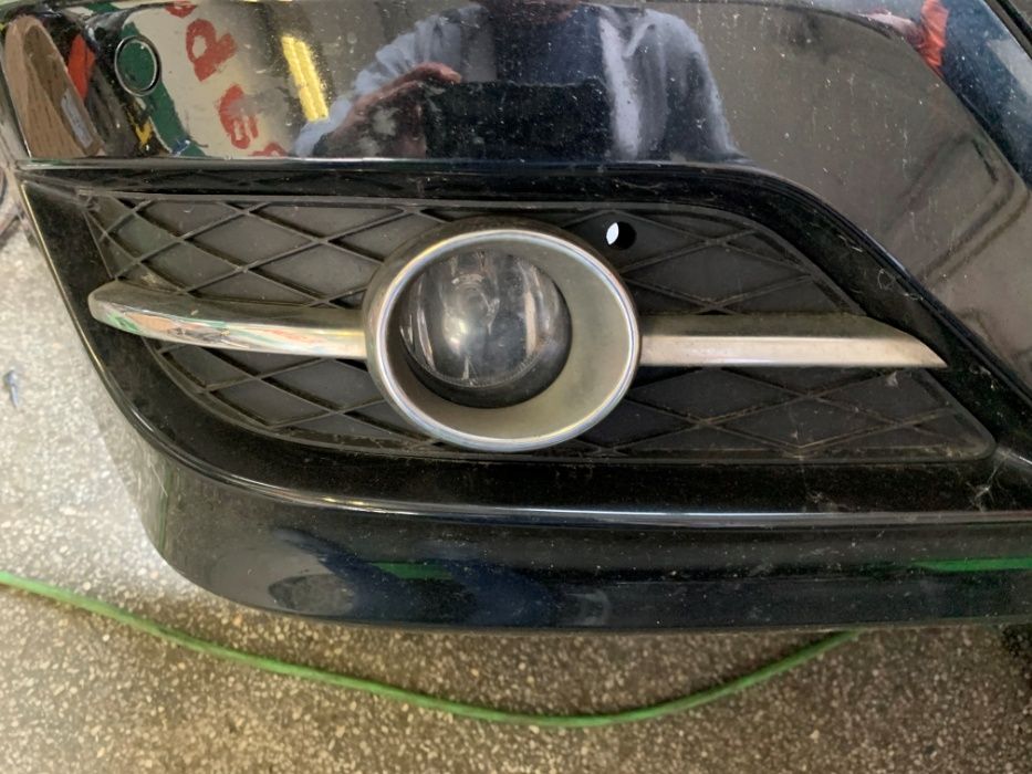 Mercedes B klasa W245 LIFT Kratka zaślepka w halogen z chromem zderzak
