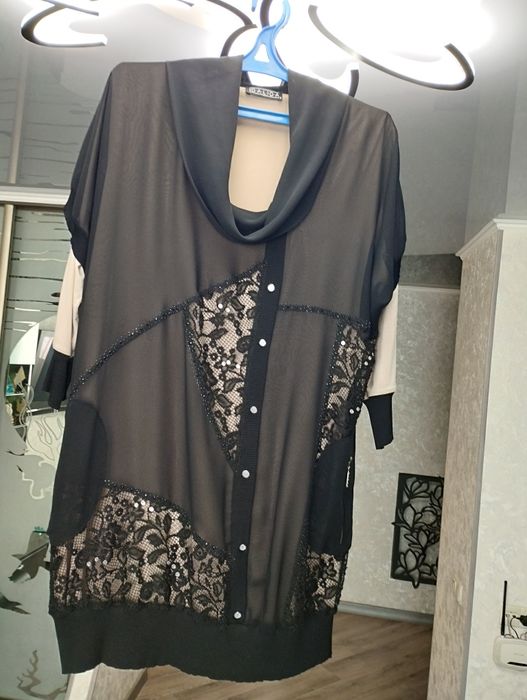 Плаття -туніка чорного кольору