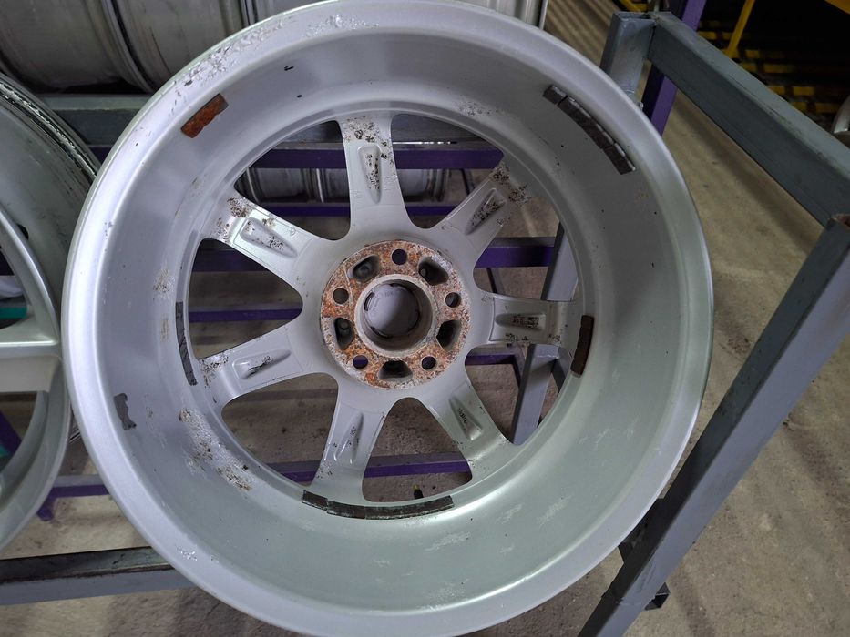 Диски 5/114,3 R17 7J ET40.